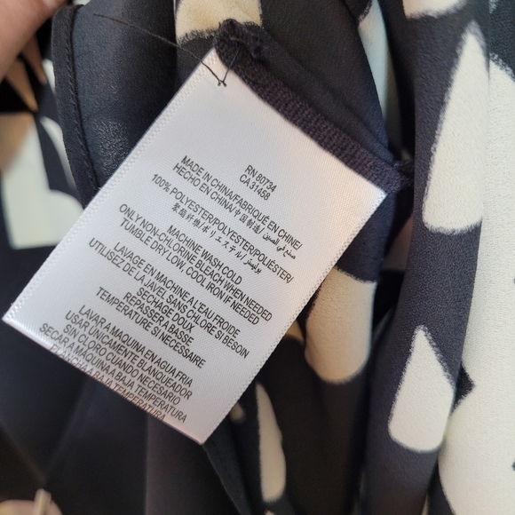 BCBGMaxAzria Tribal Print Kaftan Black and White - Picture 14 of 14